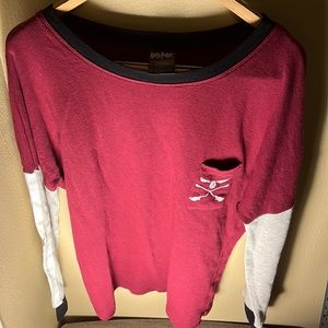 Harry Potter Men’s LS Quidditch Spirit Jersey Pocket Tee Color Burgundy/Gray